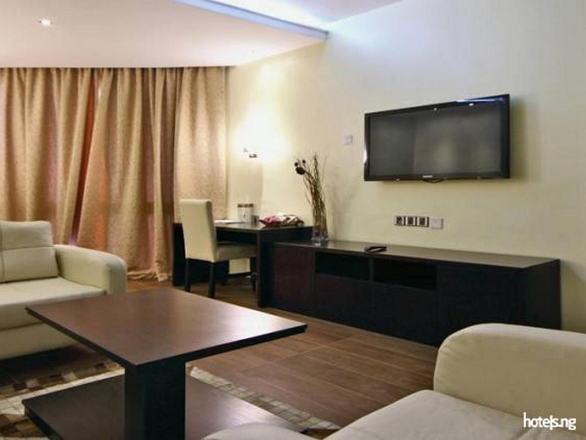 Room In Lodge - Hotel Presidential Port Harcourt Εξωτερικό φωτογραφία